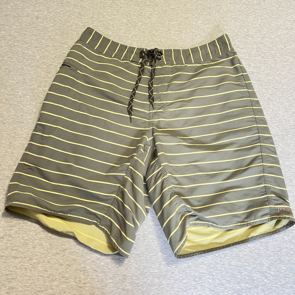 Patagonia Wavefarer Board Shorts Mens 34 Gray‎ Yellow Stripe Swim Unlined 9”